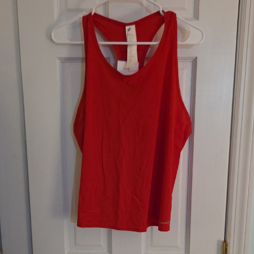 Fabletics Heated Red Tank Top - Picture 3 of 10